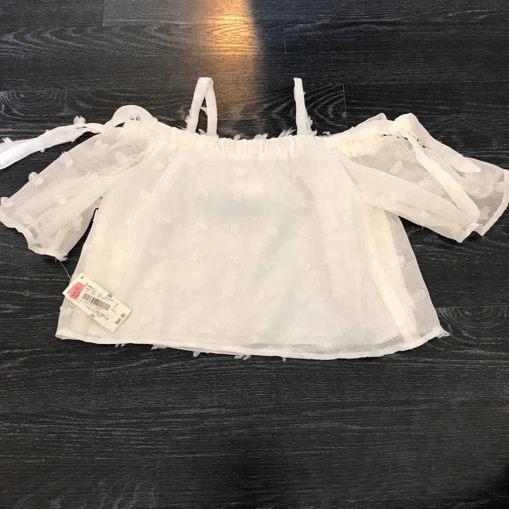 A gorgeous white cropped top for kids